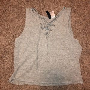H&M Gray Crop Top: Medium